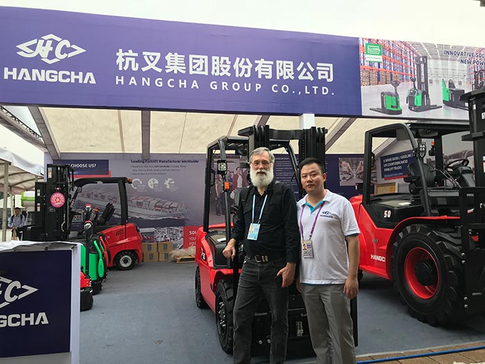 The 124th Canton Fair – HANGCHA Forklift (8).jpg